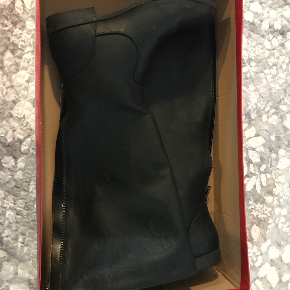 Black riding boots